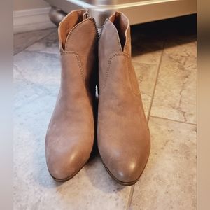 Frye Women's Ankle Boots in Taupe